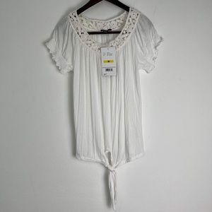 By Design Top Size Medium White